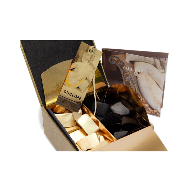 Handmade personalized luxury gift box with dark pralined chocolate mini Gianduiotto and classic pralined mini Gianduiotto.